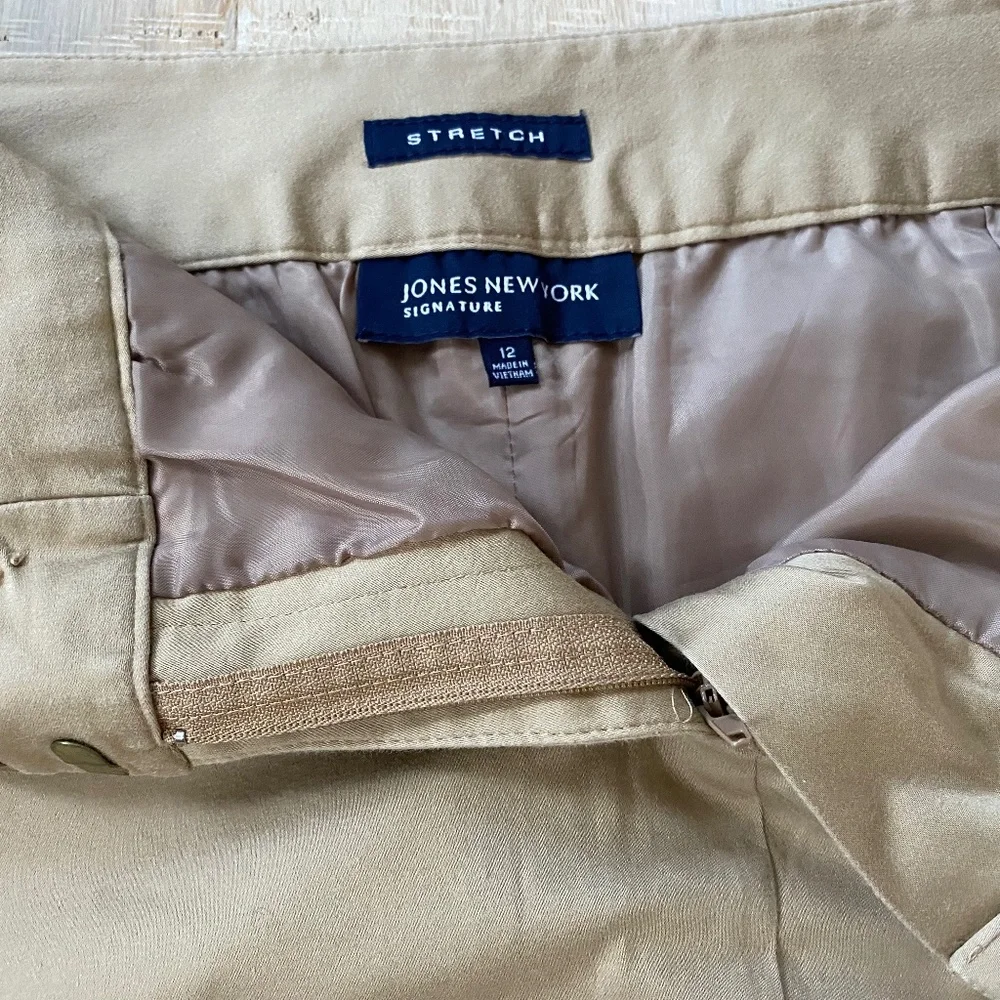 Jones New York Stretch Skirt Sz. 12 - Picture 3 of 4